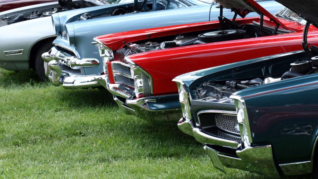 Display of classic automobiles at Indiana car show